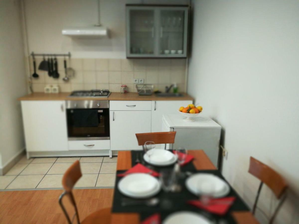 Apartman Sara Zagreb Exteriör bild