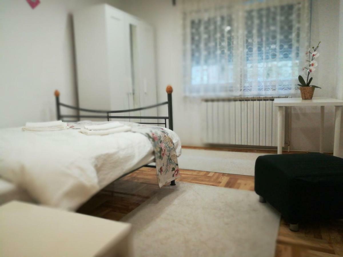 Apartman Sara Zagreb Exteriör bild