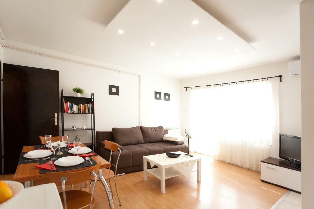 Apartman Sara Zagreb Exteriör bild