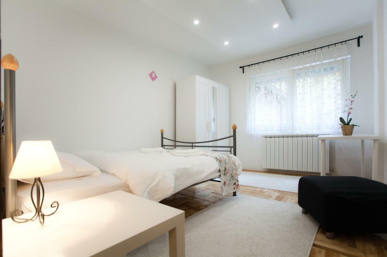 Apartman Sara Zagreb Exteriör bild